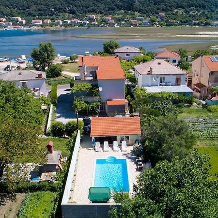 Family friendly apartments with a swimming pool Supetarska Draga - Donja, Rab - 2019 Exteriör bild