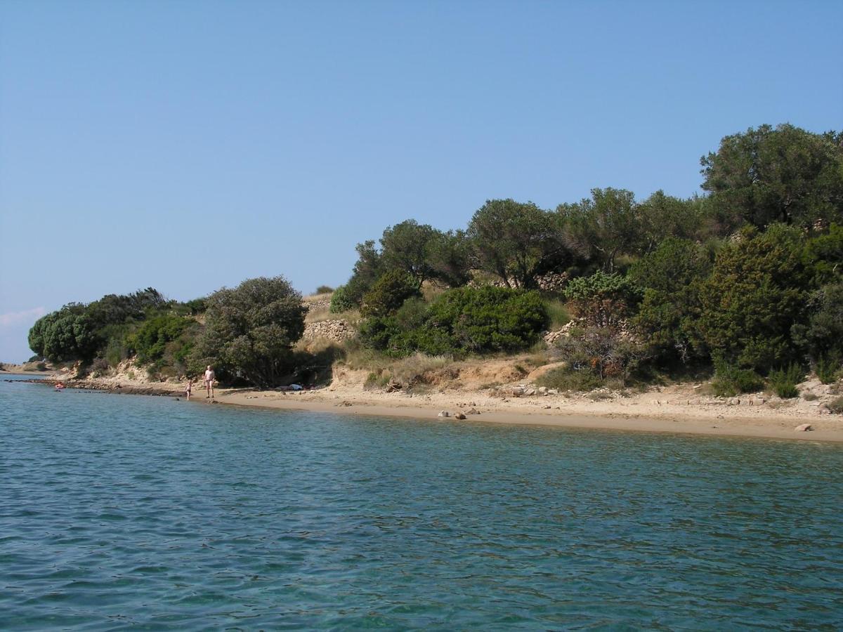 Family friendly apartments with a swimming pool Supetarska Draga - Donja, Rab - 2019 Exteriör bild