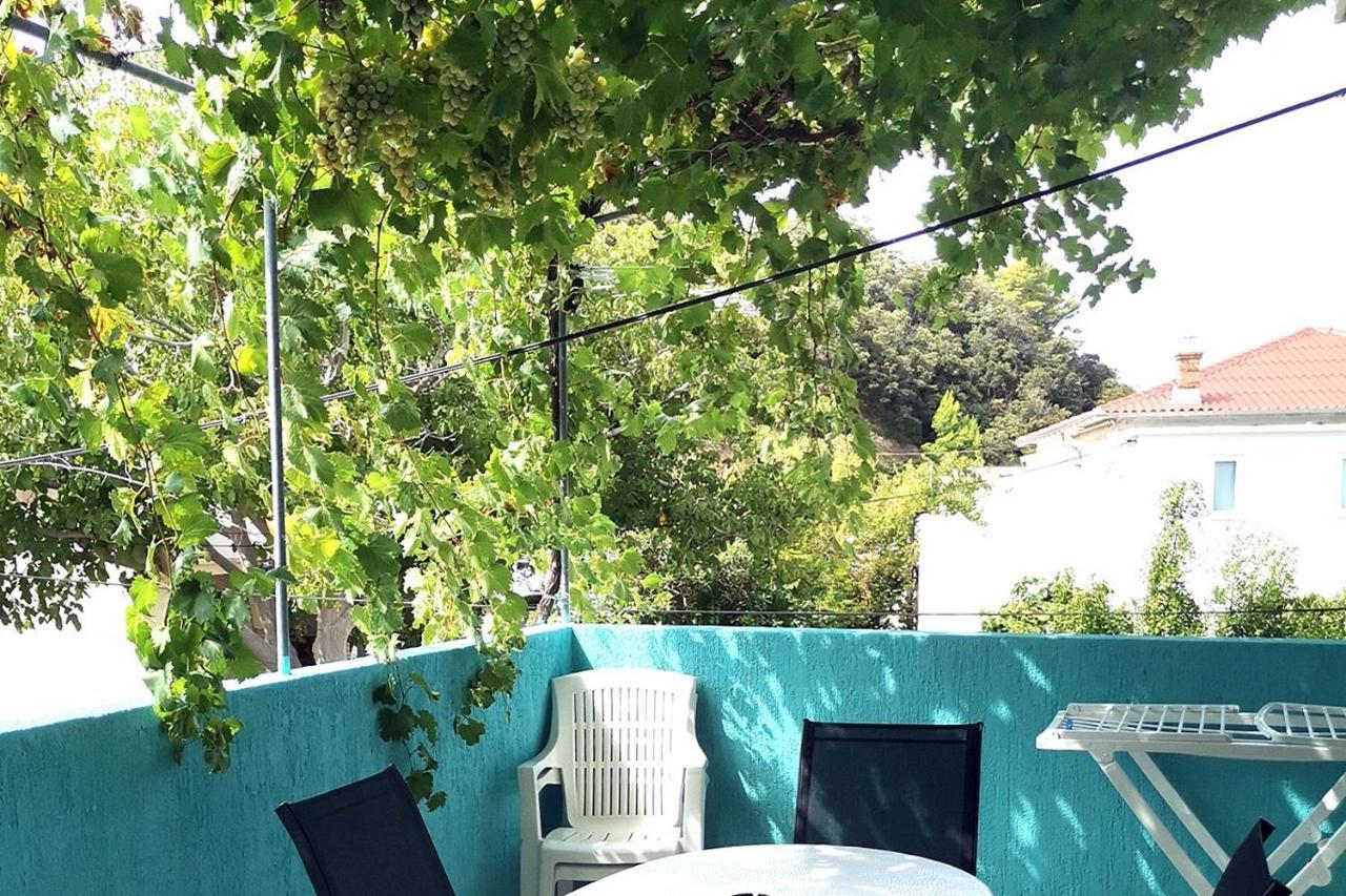 Family friendly apartments with a swimming pool Supetarska Draga - Donja, Rab - 2019 Exteriör bild