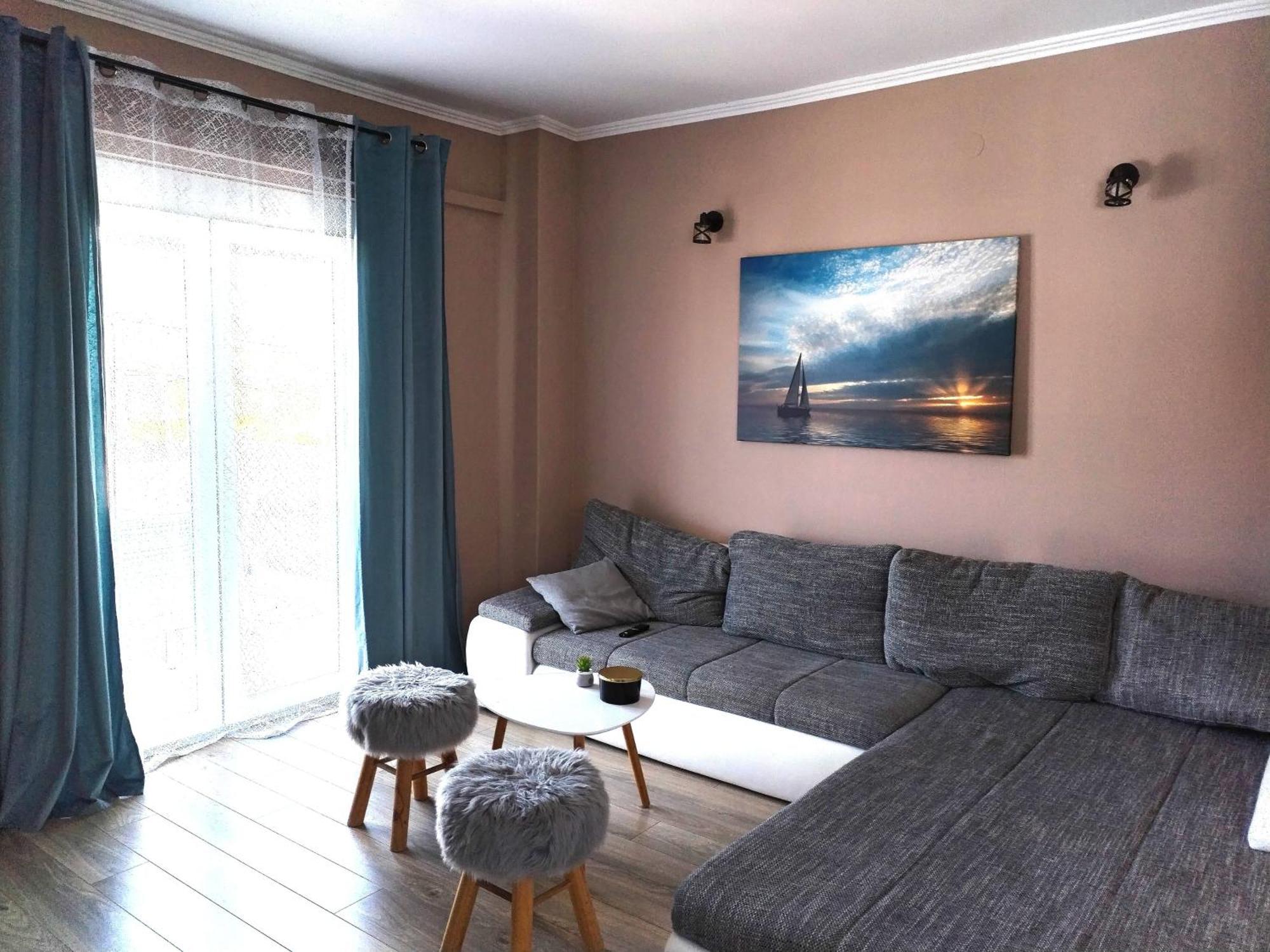 Family friendly apartments with a swimming pool Supetarska Draga - Donja, Rab - 2019 Rum bild