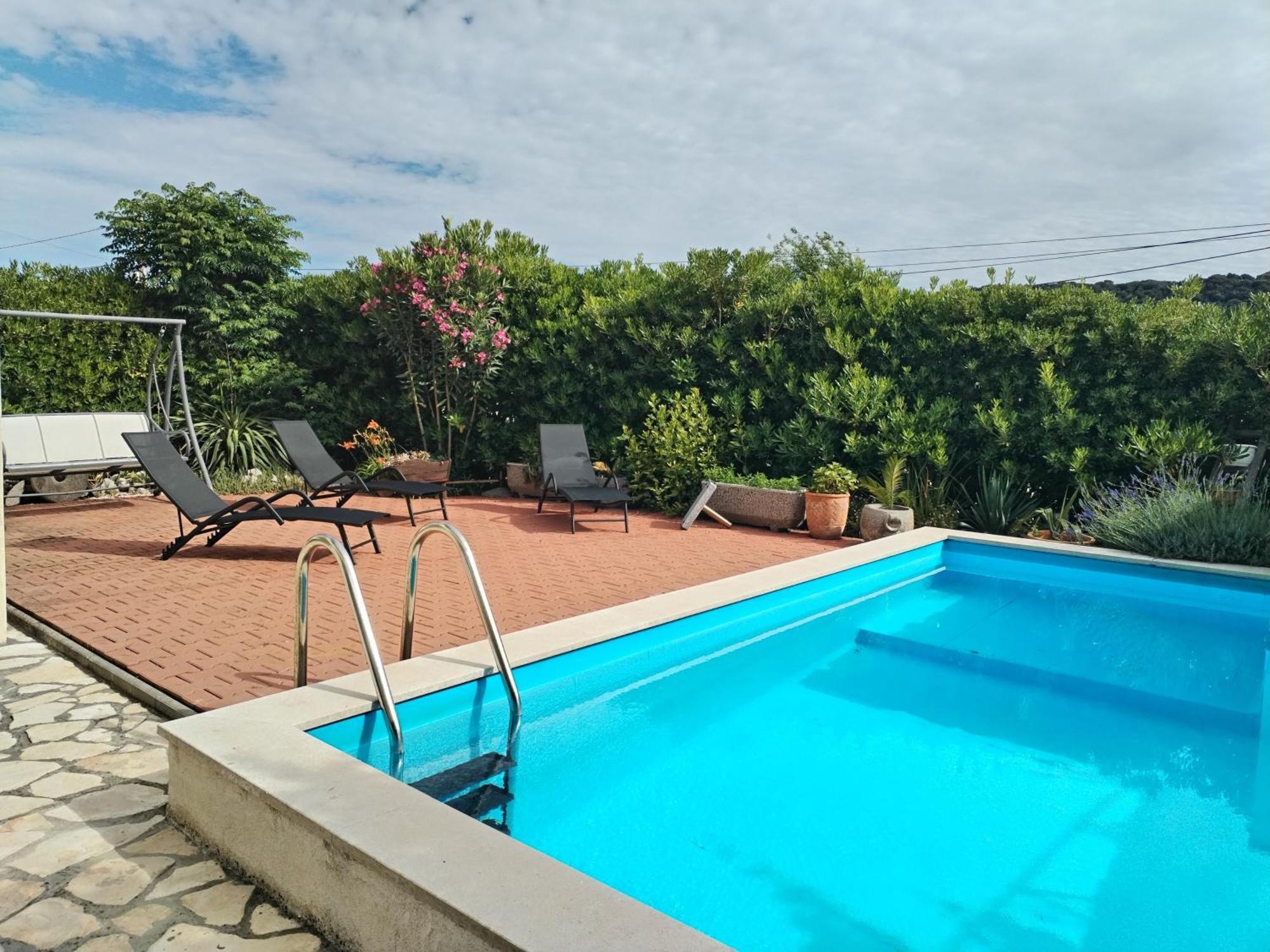 Family friendly apartments with a swimming pool Supetarska Draga - Donja, Rab - 2019 Exteriör bild